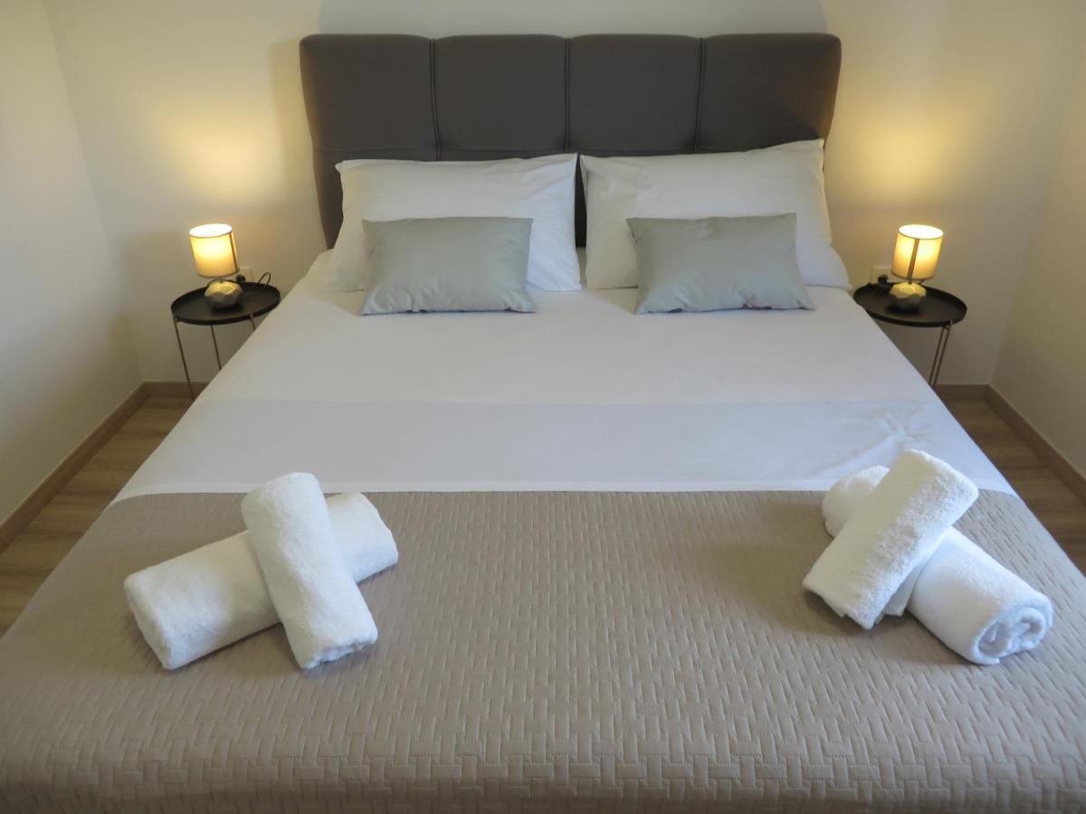 M&L Holliday Home Biograd Na Moru Exterior photo